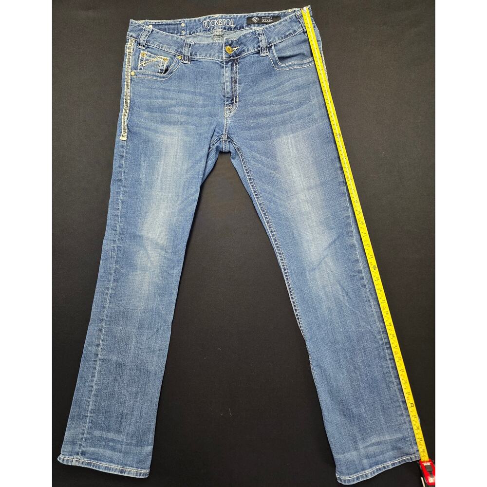 Rock & Roll Cowgirl Boyfriend Jeans Womens 32x34 Blue Stretch Distressed Denim - Picture 10 of 12